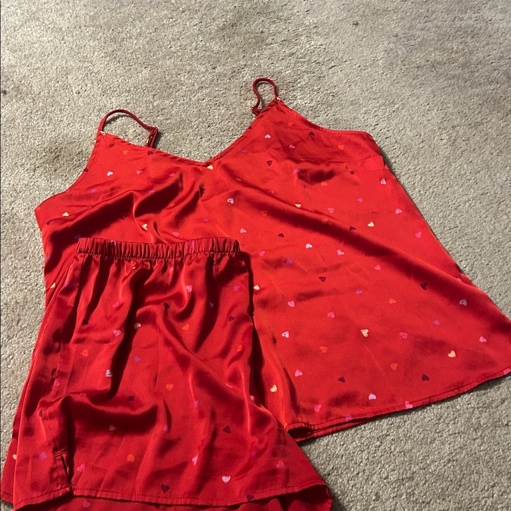 Red Heart Patterned Satin Pajama Set